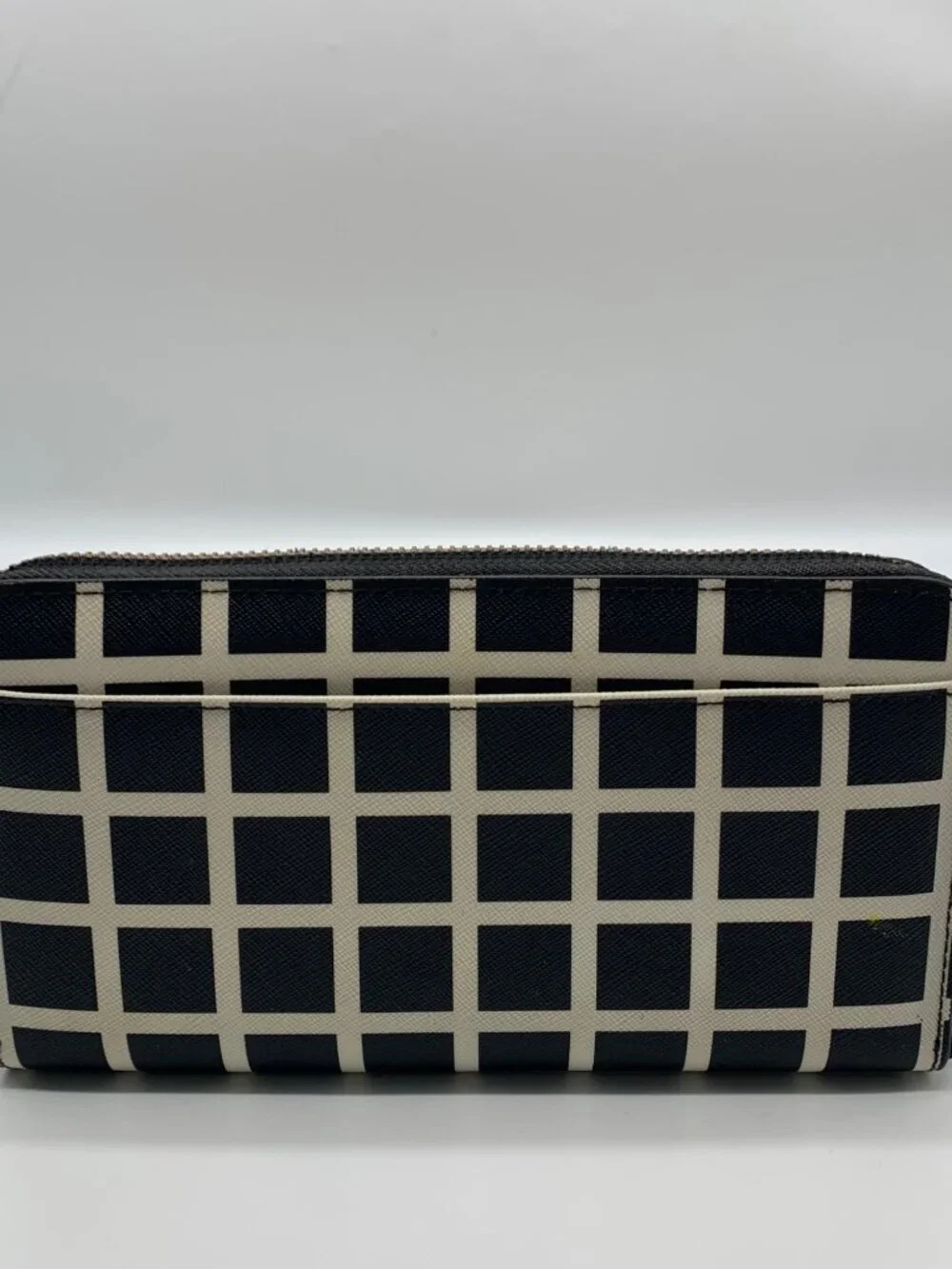 Kate Spade Black & White Saffiano Leather Neda Laurel Way Wallet